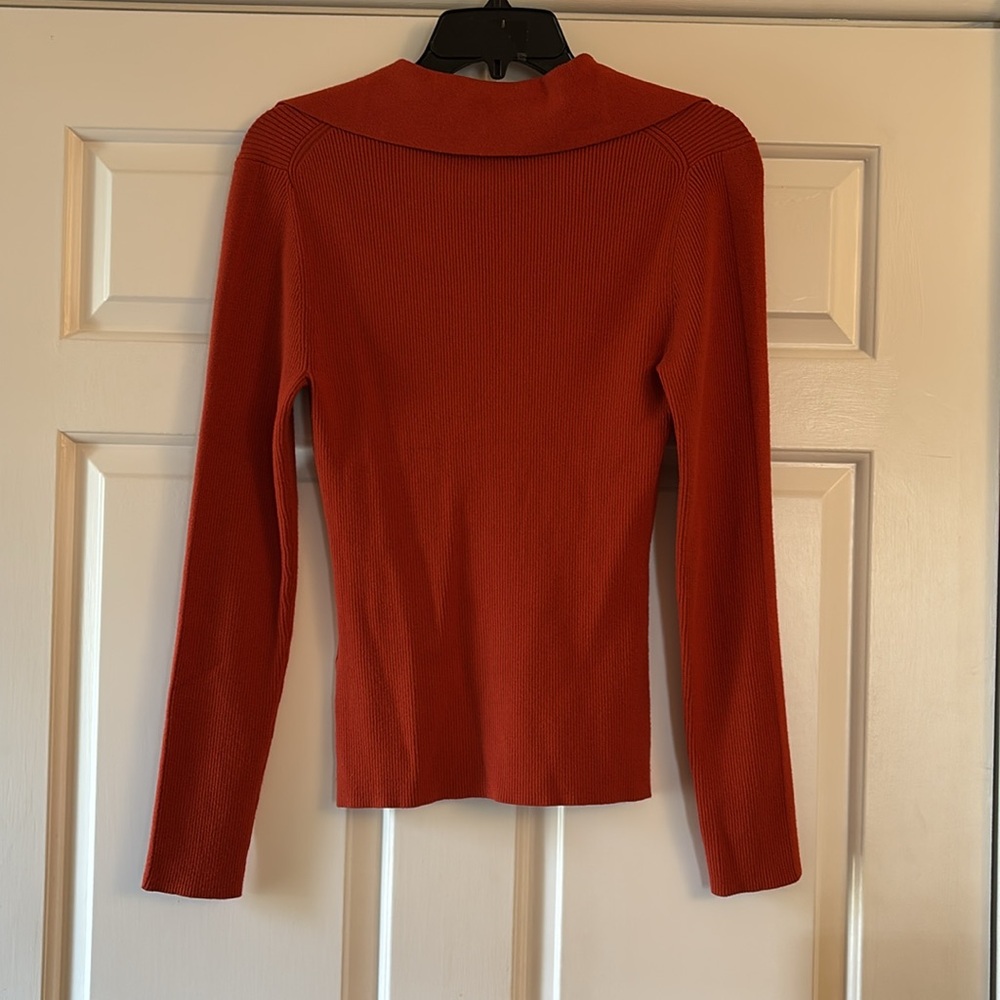 Banana Republic burnt orange polo shirt - Picture 2 of 4